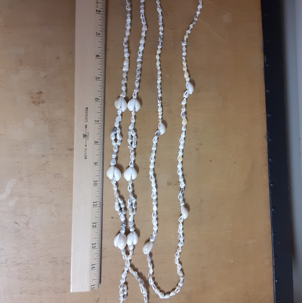 Shell Necklace Set - Picture 5 of 5